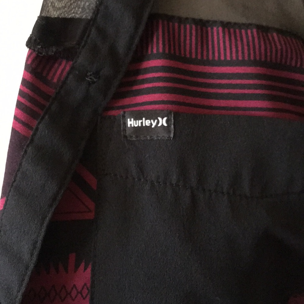 Hurley Top - Picture 2 of 7